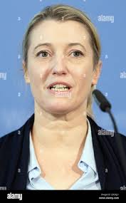 Duesseldorf, Germany. 23rd Nov, 2020. Sandra Postel, chairwoman of the  establishment committee of the North Rhine-Westphalia Chamber of Nursing  Care, speaks during a press conference. The Ministry of Health informed  about the