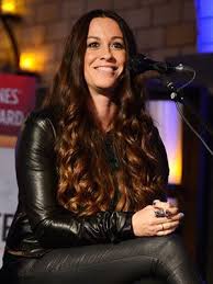 Love Alanis Morissette Effortless Look Long Glossy Waves Date Night Hair Romantic Hairstyles Alanis Morissette