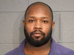 Man going to prison for 21 months to 3 years for assaulting girlfriend who  used a knife in self-defense