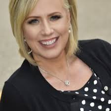 Leslie Spivey's Instagram, Twitter & Facebook