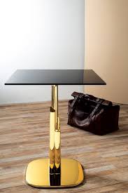 Infatti progetta e realizza sedute e tavoli di alta qualità rispondenti agli elevati. Dubai Aluminium Table Contract Design By Vela Arredamenti Interior Design Sgabelli Tavoli Arredamento