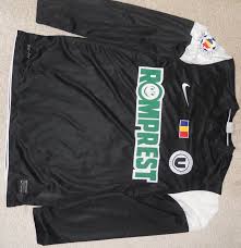Tricou cfr cluj vișiniu + gold nike. Tricou Universitatea Cluj U Cluj Arhiva Okazii Ro