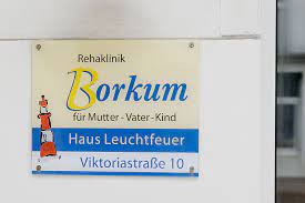 Hallodas haus leuchtfeuer gehört zu der klinik frisia, wer war schon in dieser klinik und kann bissl berichten. Fotos Rehaklinik Borkum