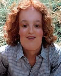 Bella Ramsey master post and funny comparisons