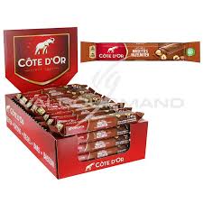 Cote d'or chocolate milk chocolates. Cote D Or Lait Noisettes 45g Boite De32