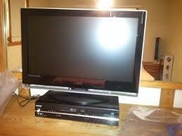 Vizio 27 Flat Screen Tv With Remote In Denim S Garage Sale In Neshkoro Wi For 150 Vizio 27 Flat Screen Tv With Remote Co Vizio Garage Sales Flatscreen Tv