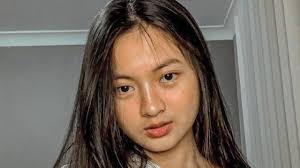 Apa gak nyadar ya kalo gue yang udah ngec ctotin jilbab nya. 6 Potret Reemar Martin Seleb Tiktok Asal Filipina Yang Curi Perhatian Hot Liputan6 Com