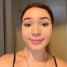 Leslie Mesa's Instagram, Twitter & Facebook