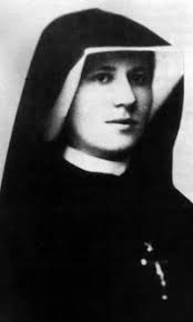 The baby name faustyna sounds like faustina and faustine. Sw Siostra Faustyna