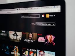 Un brillant sergent, tom highway qui si l'attaque de grenade présentée dans le maître de guerre a réellement eu lieu, elle n'a pas été exécutée par les marines comme dans le film mais. Netflix 3 Bons Films A Voir Ou Revoir Avec Grand Plaisir Ce Week End Cnet France