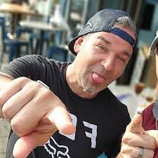 Johnny Major (@jmajorj)