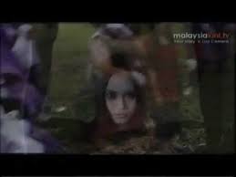 Perempuan, pontianak dan dot dot dot (2004). Download Pontianak Harum Sundal Malam 5 Download Lagu Mp3 Gratis