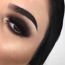 افكار مكياج للكريسماس ورأس السنة تجربيهم الموسم ده - بنات حوا