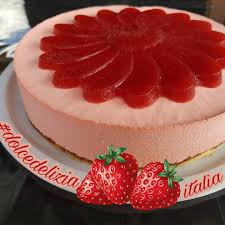 Bavarese Di Fragole Fragole Pan Di Spagna Torte