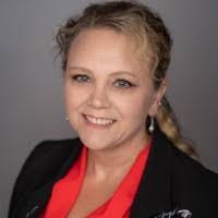 Kristen Rahn's Instagram, Twitter & Facebook