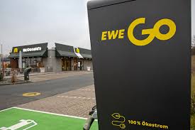 E Auto Laden Beim Einkauf Vor Mcdonald S Lidl Aldi Und Co Autobild De