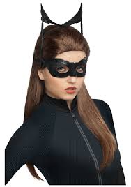 I have decided to create a wearable cat woman mask like the one worn by anne hathaway. Cat Woman Mask Carinewbi