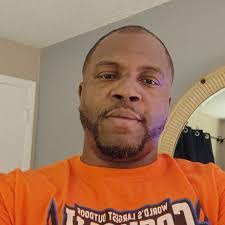 Tyrone Winn's Instagram, Twitter & Facebook