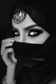 Black And White Woman Portrait Photography Seductive Black And White By Desert Winds On Deviantart Black And White Portraits White Photography Arab Beauty