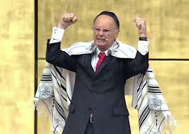 Resultado de imagem para pastor edir macedo fotos