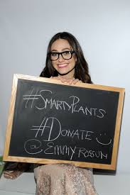 Emmy rossum shows off curly hair after salon appointment: Beauty Q A Emmy Rossum On Her Curly Hair Her Cat Eye Makeup Trick And Looking Good While Giving Back To Good Causes Glamour