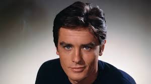 Huyền thoại điện ảnh Pháp Alain Delon qua đời