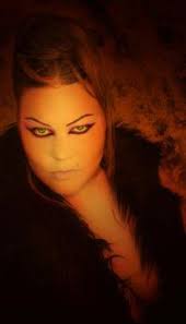 Interview with singer Sarah Jezebel Diva