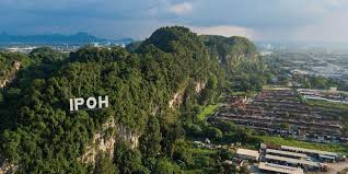 There is also an abundance of annual festivals celebrating both traditional and modern aspects of the malaysian culture in malaysia. Quest International University Perak