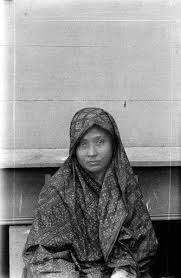 Rambut yang digunakan biasanya rambut dari pasangan yang hendak di banyak orang yang sudah dengar cara memelet wanita dengan rambut ini, namun belum semua tahu cara melakukan pelet rambut tersebut. Sejarah Melayu Disembunyikan Orang Barat Lelaki Dedah Begini Rupanya Pakaian Wanita Melayu Abad Ke 19 Yang Sebenar Lobak Merah