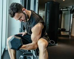 Man doing resistance training