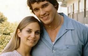 Barbara Outland's Instagram, Twitter & Facebook