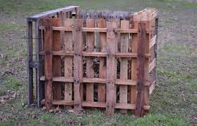 Build a compost bin can be a fun and challenging project for the family.and, also at the same time, it allows you to help to save the environment. 45 Diy Compost Bins To Make For Your Homestead Homesteading Com
