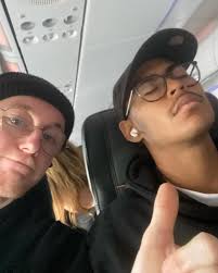 Elisha Thomson (@elisha.thomson) • Instagram photos and videos