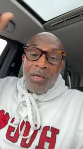 Spotlight Over The City is live tonight at 7pm at Mix & Mingle!!!