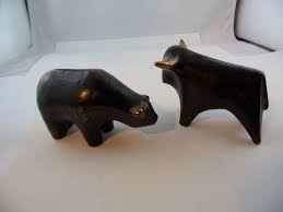 Das ist symbolisch zu verstehen: Bronze Bulle Und Bar Borse Masiv Kunst Handarbeit Raimund Schmelter 1368g Bronze Gegenstande Bullen