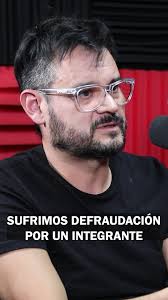El ex tecladista le hizo un desfalco a la banda por años por eso lo  corrimos. #LOSESTRAMBOTICOS #PINORUELAS #LAHERIDA #mascervezaparalacabeza