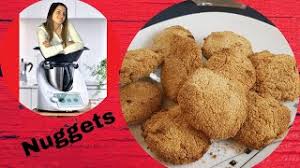Die panierten chicken nuggets in ausreichend pflanzenöl in der pfanne rundum goldbraun braten. Hahnchen Nuggets Mit Gurkendip Im Thermomix Kinderleicht Selbstgemacht Thermomixenmitclaudia Youtube