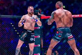 To fight or not to fight. Patrik Kincl Mma Obleceni Pitbull West Coast