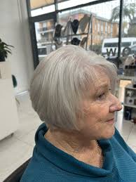 The Pixie Cut (my personal favorite!) is not just a hairstyle; it's a bold  statement! 👠👒 For 2024, this trendy and playful look is taking center  stage. The pixie cut captures the