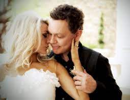 Courtney stodden confirms she & doug hutchison are officially divorced: Doug Hutchison And Courtney Stodden S Wedding Picture Doug Hutchison And Courtney Stodden S Wedding Abc News