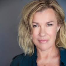 catherine marks (@c_marks)