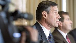 Saskatchewan says marriage commissioners must wed same-sex couples