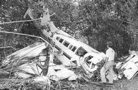 LOS PILOTOS BORRACHOS CULPABLES DEL ACCIDENTE MORTAL DE LYNYRD SKYNARD | PyD