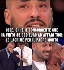 🔴 José dalla Calabria, chi è il concorrente che ha vinto 35.000 euro ad  Affari Tuoi: le lacrime per il padre mor...altro...
