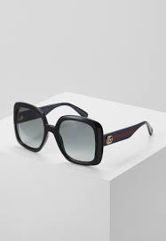 So können sie ihre brille direkt per expressversand zuhause erhalten. Gucci Sonnenbrille Black Blue Grey Grau Zalando De