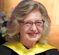 Carol Epstein's Instagram, Twitter & Facebook