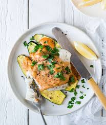Pin On Poisson Blanc