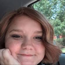 Ellie Kramer's Instagram, Twitter & Facebook