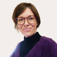 Michelle Hallum's Instagram, Twitter & Facebook