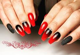 Red and black nails can be used to tell you about how mischievously loving you are. Updated 35 Stunning Red And Black Ombre Nails August 2020